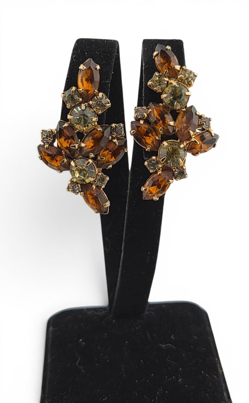 Vintage Amber Rhinestone Clip On Earrings Gold Tone Mid Century Glam